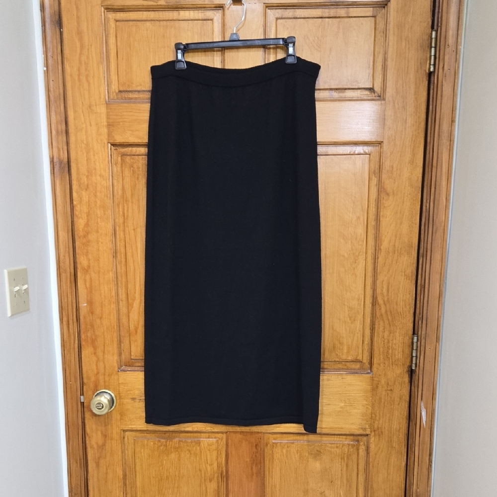 Liz Claiborne Elegant Black Maxi Skirt